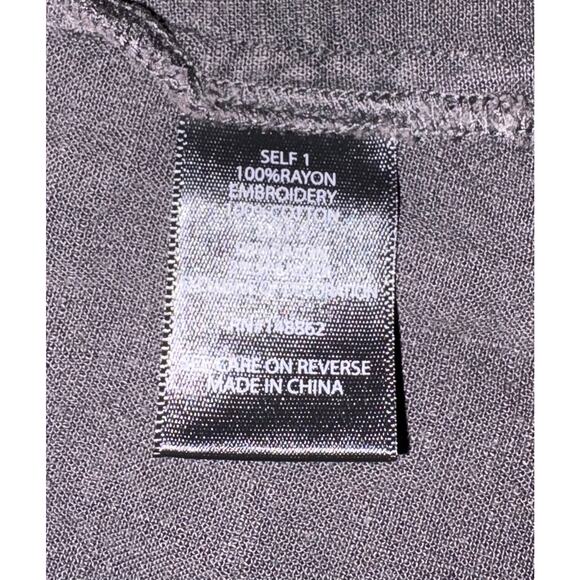 Torrid slub peplum embroidered sleeveless top size 1 in gray - Picture 5 of 8